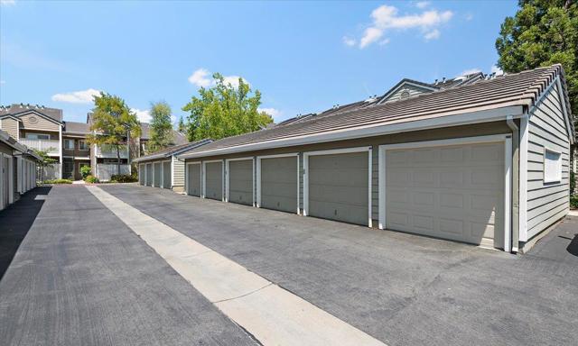 5965 Lake Almanor Drive, San Jose CA: https://media.crmls.org/mediaz/bf32a972-6024-4f16-b547-ab67c8e34524.jpg