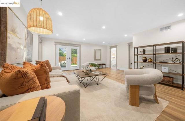 713 Midcrest Way, El Cerrito CA: https://media.crmls.org/mediaz/bf331aed-761f-4c2b-97cd-27b1ade0fa75.jpg