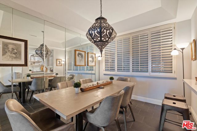 8455 Fountain Avenue, West Hollywood CA: https://media.crmls.org/mediaz/bf3468af-32a7-4546-9e29-702e3f174199.jpg