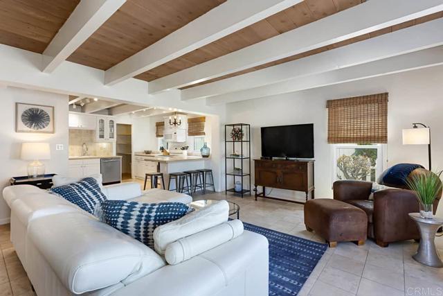 1817 19 Coast Boulevard, Del Mar CA: https://media.crmls.org/mediaz/bf350e05-137a-49a4-923c-e2c8530436e7.jpg