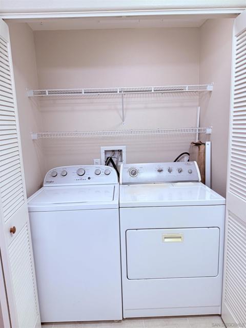 3857 Pell Pl, San Diego CA: https://media.crmls.org/mediaz/bf35d566-074c-4865-9195-4dbbf73be375.jpg