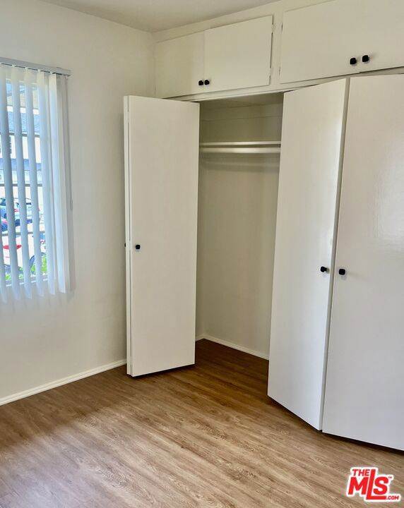3331 Inglewood Boulevard, Los Angeles CA: https://media.crmls.org/mediaz/bf3645c1-9c78-4e68-8cf8-4ae493ede3b1.jpg