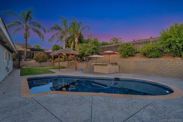 13573 Paseo Del Mar, El Cajon CA: https://media.crmls.org/mediaz/bf3678fa-f72c-4c7f-bb22-c6876df67b22.jpg