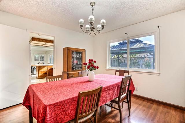 358 Utica Lane, San Jose CA: https://media.crmls.org/mediaz/bf369e6f-80ed-43b6-bbf0-92fb6560539b.jpg