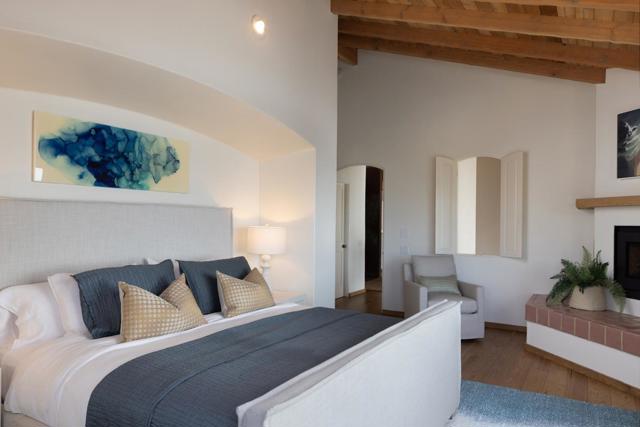 30530 Aurora Del Mar, Carmel CA: https://media.crmls.org/mediaz/bf36ac3e-7a8b-4116-8baa-75df1aa6e50a.jpg