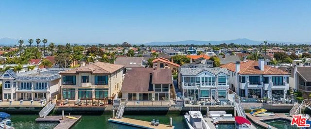16661 Carousel Lane, Huntington Beach CA: https://media.crmls.org/mediaz/bf39c54f-3180-4051-b83a-10fa2a7c547b.jpg