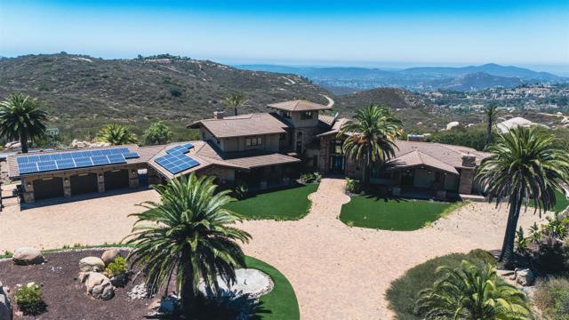 15955 Running Deer Trail, Poway CA: https://media.crmls.org/mediaz/bf3a601c-0461-4c48-b4bc-6a2998f34438.jpg