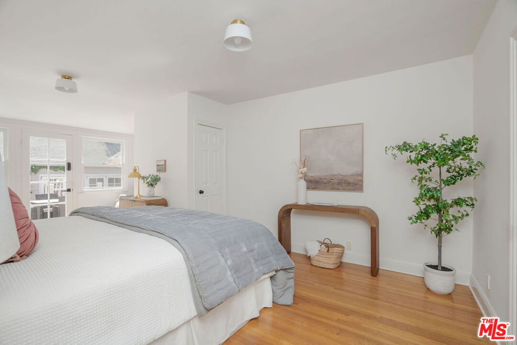 Thumbnail 13