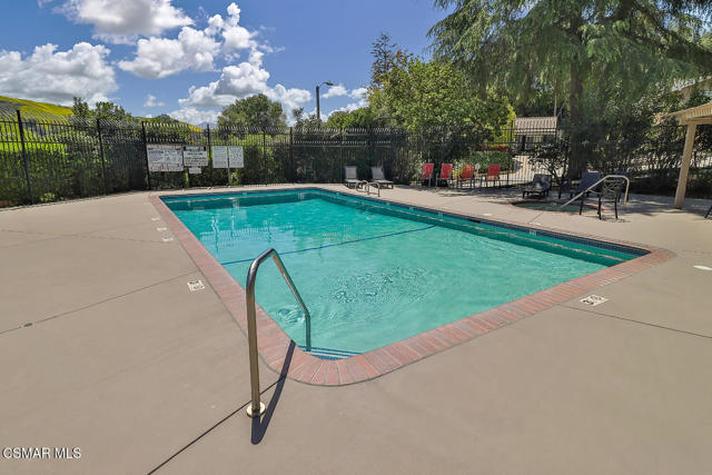 4021 Yankee Drive, Agoura Hills CA: https://media.crmls.org/mediaz/bf3c13d6-5aa4-4664-8c15-b3d96ca66a31.jpg