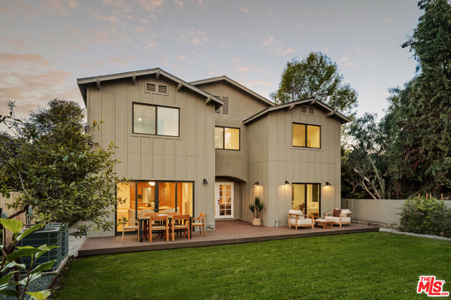 4628 Berryman, Los Angeles CA: https://media.crmls.org/mediaz/bf3c1bb8-3e60-4928-83c6-6679600b0d71.jpg