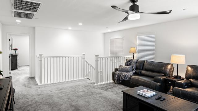 27924 Barley Court, Valley Center CA: https://media.crmls.org/mediaz/bf3c247f-a97a-4a5b-9ae3-47019269c7a1.jpg