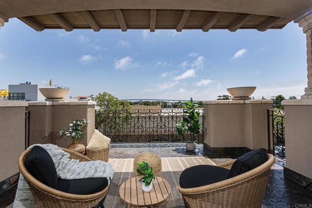 Detail Gallery Image 1 of 65 For 120 C Ave #303,  Coronado,  CA 92118 - 2 Beds | 2 Baths