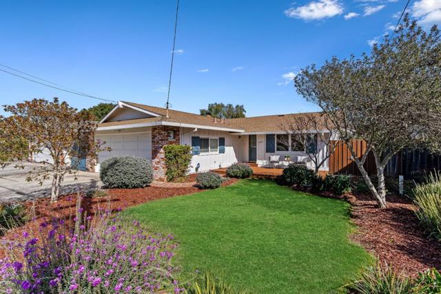 306 Frederick Street, Santa Cruz CA: https://media.crmls.org/mediaz/bf3c7fb3-c72d-42d6-8297-428b5739cf45.jpg