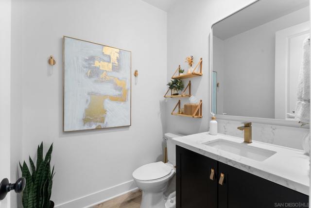 Image 19 of 51 For 1567 Corte Botanicas