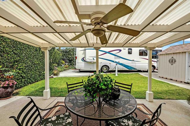 4601 Hampshire Way, Fremont CA: https://media.crmls.org/mediaz/bf3e764a-f837-4812-8b81-343c4c796fb0.jpg