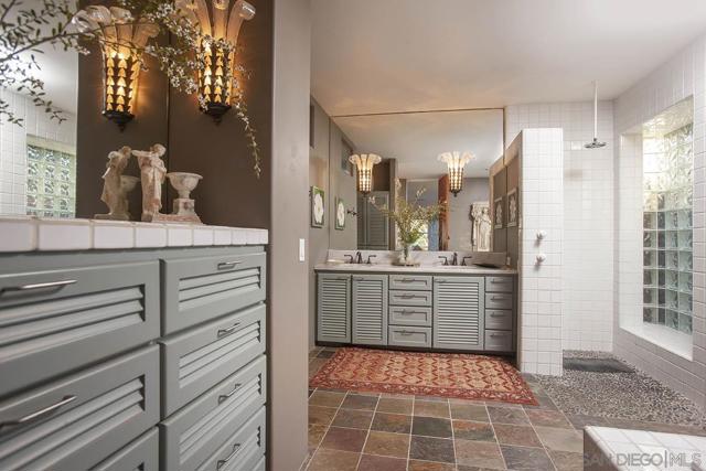 Image 31 of 54 For 502 Quail Gardens Dr