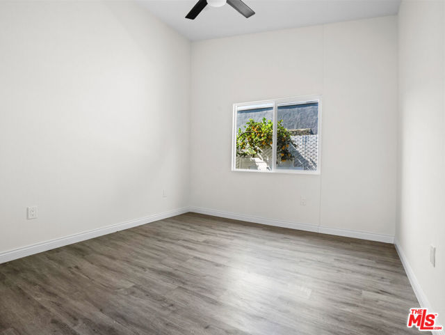 891 E 6th Street, Pomona CA: https://media.crmls.org/mediaz/bf407c9a-9494-4f3d-824a-919432c11ad2.jpg