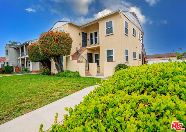 8456 Byrd Avenue, Inglewood CA: https://media.crmls.org/mediaz/bf41a599-abc1-48b2-bc0c-be5021ad461d.jpg