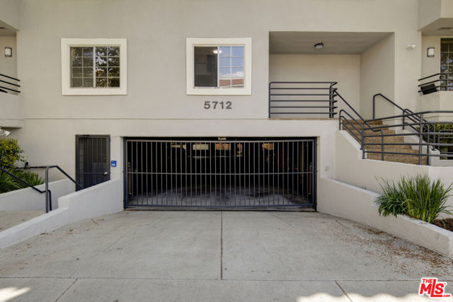 5712 Camellia Avenue photo 7