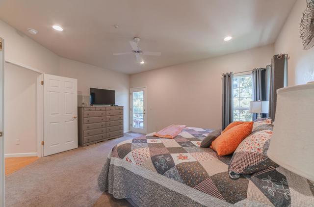 8631 Woodland Heights Court, Salinas CA: https://media.crmls.org/mediaz/bf44cb30-85df-4875-a032-0b474ea00634.jpg
