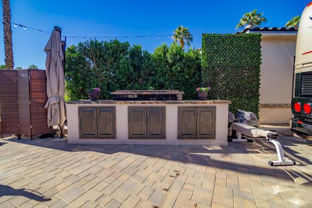 80394 Avenue 48, Indio CA: https://media.crmls.org/mediaz/bf4578c4-382f-4446-8d04-6d94d0bdddae.jpg