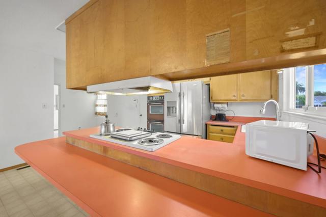 787 San Clemente Way, Mountain View CA: https://media.crmls.org/mediaz/bf467e9a-69a5-4894-b17b-375b4f494427.jpg