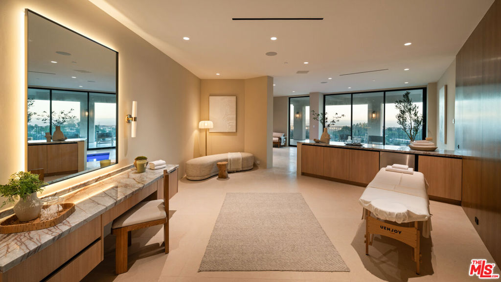 MLS #25570957 img 40