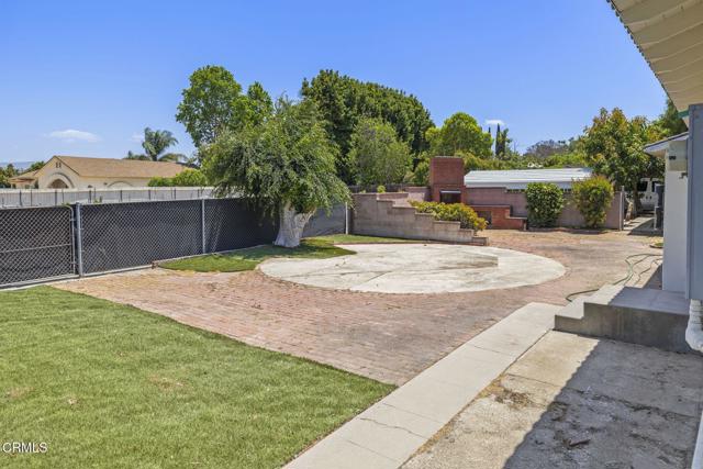 4226 Hitch Boulevard, Moorpark CA: https://media.crmls.org/mediaz/bf47daf1-de6d-4f31-a775-909c336bf019.jpg
