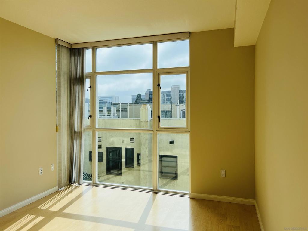 850 Beech St - photo 17