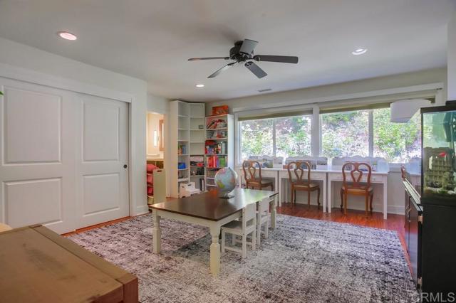 Detail Gallery Image 28 of 55 For 907 Poppy Lane, Carlsbad,  CA 92011 - 4 Beds | 4 Baths