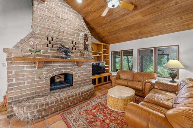 Image 26 of 70 For 17156 Dos Hermanos