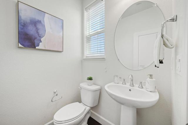 638 Willow Bend Court, San Jose CA: https://media.crmls.org/mediaz/bf499a59-cb17-4e3e-b9d1-80e2f0bbf1d8.jpg
