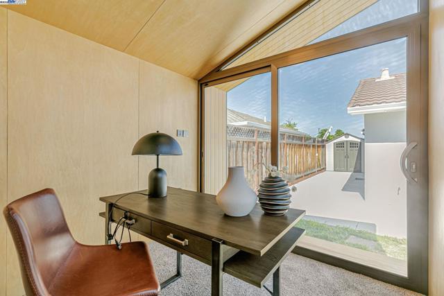 5324 Selma Ave, Fremont CA: https://media.crmls.org/mediaz/bf49db2d-7888-447f-905a-647dc446aad6.jpg