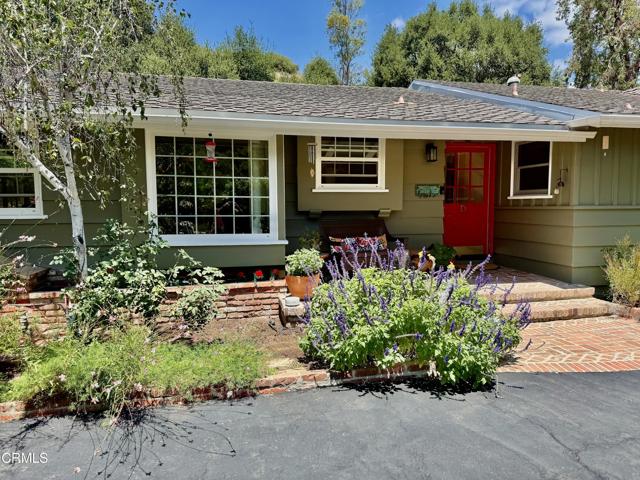 2547 Stokes Canyon Road, Calabasas CA: https://media.crmls.org/mediaz/bf4ad2e0-744f-4a80-be7d-45af6e79763d.jpg