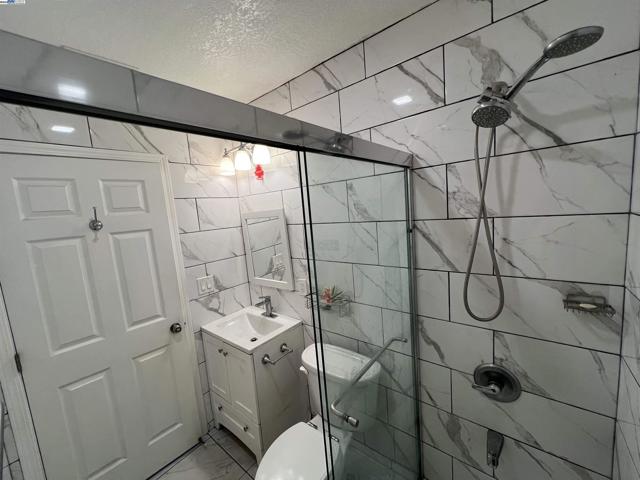 6223 Dairy Ave, Newark CA: https://media.crmls.org/mediaz/bf4b2d66-233f-48e5-affc-d0c77c58e771.jpg