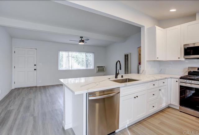 333 Lansing Circle, Escondido CA: https://media.crmls.org/mediaz/bf4c19a4-ce44-4381-bb97-e6f3ba368c8a.jpg