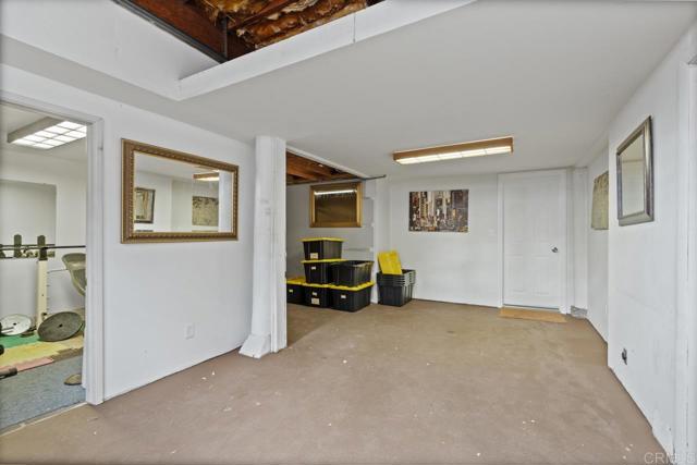 10880 Hess Drive, La Mesa CA: https://media.crmls.org/mediaz/bf4c9066-3d26-4d0d-9885-51a1a160e3ff.jpg