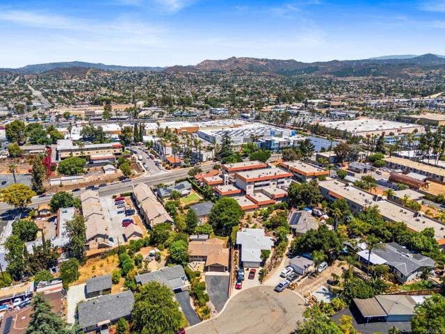 1338 Palomar, Escondido CA: https://media.crmls.org/mediaz/bf4d8ae5-c904-40fe-9f31-95312d22be0a.jpg