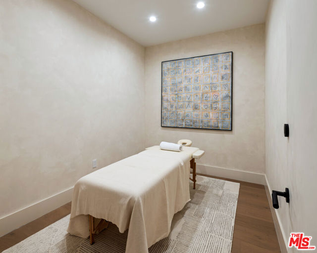 Drew Fenton | 565 Toyopa Drive Pacific Palisades CA | MLS: 7523707 Drew Fenton | 565 Toyopa Drive Pacific Palisades CA | MLS: 7523707