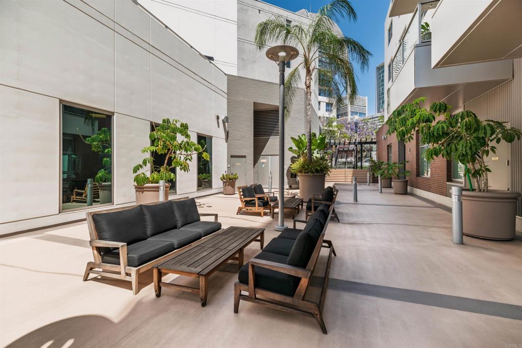 206 Park Boulevard - photo 11