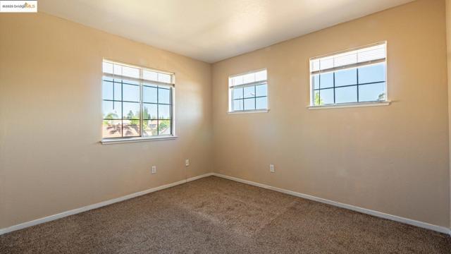 632 Burwood WAY, Antioch CA: https://media.crmls.org/mediaz/bf4f54ff-1daa-4147-ade0-b4a539c926eb.jpg