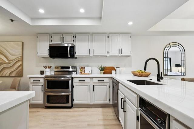 440 Cesano Court, Palo Alto CA: https://media.crmls.org/mediaz/bf506dce-2b61-4076-a01d-3d53a95e9d48.jpg