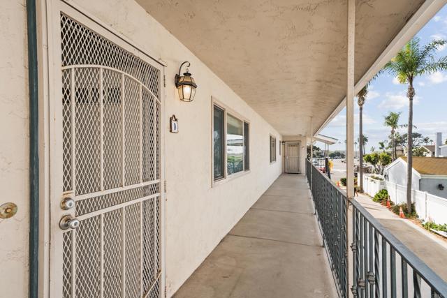 Detail Gallery Image 26 of 28 For 1052 Isabella Ave #D,  Coronado,  CA 92118 - 2 Beds | 1 Baths