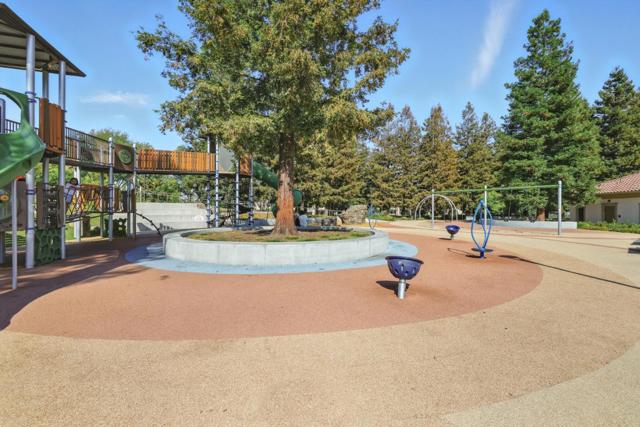 930 Highland Terrace, Sunnyvale CA: https://media.crmls.org/mediaz/bf525e62-9527-47a3-b34f-aa6068126fe3.jpg