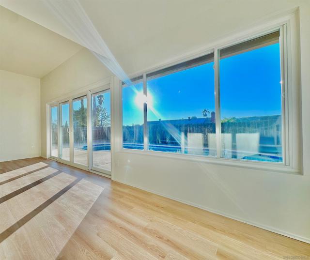 15034 Jenell St, Poway CA: https://media.crmls.org/mediaz/bf526438-9027-49fb-bb6a-a4082eec00b5.jpg