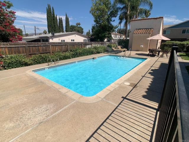 12553 Mapleview Street, Lakeside CA: https://media.crmls.org/mediaz/bf53572f-46bb-4e5a-ad92-65d562fa02c6.jpg