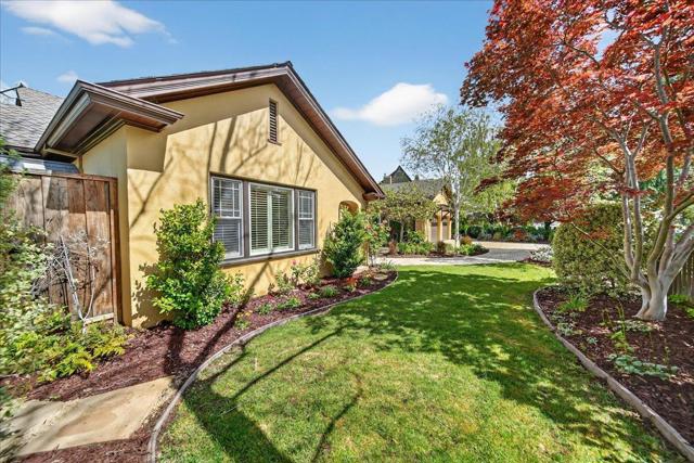 16839 Frank Avenue, Los Gatos CA: https://media.crmls.org/mediaz/bf53fbb1-1c49-42e4-a625-e12cea77ea91.jpg