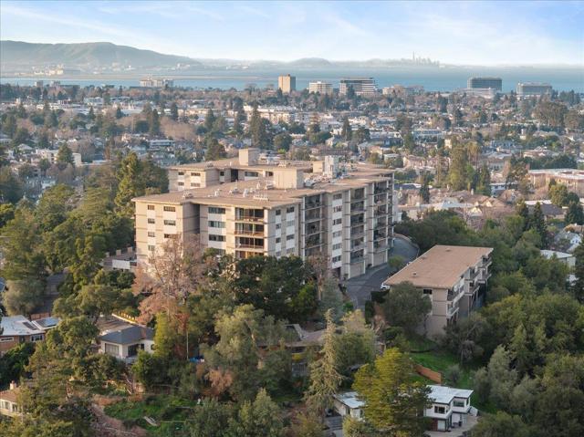 50 Mounds Road, San Mateo, California 94402, 2 Bedrooms Bedrooms, ,2 BathroomsBathrooms,Condominium,For Sale,Mounds,ML81996071