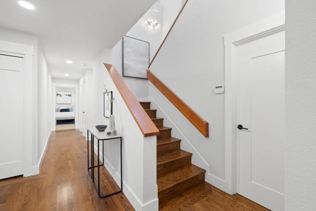 21 Valley Oak Street, Portola Valley CA: https://media.crmls.org/mediaz/bf549eee-ca70-45b9-8e58-5f92e0dc3b49.jpg