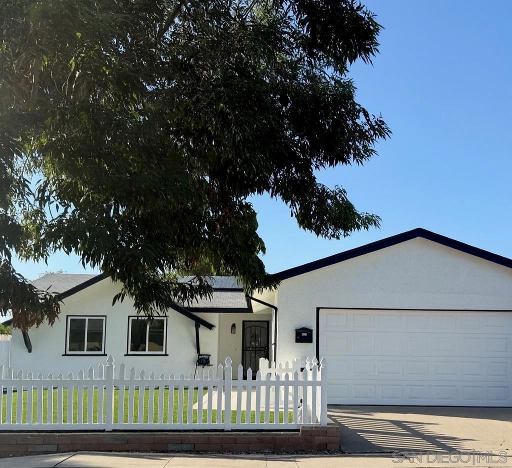 4838 Mount Saint Helens Dr